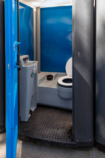 Portable Toilet Options We Offer in Hawley, MN